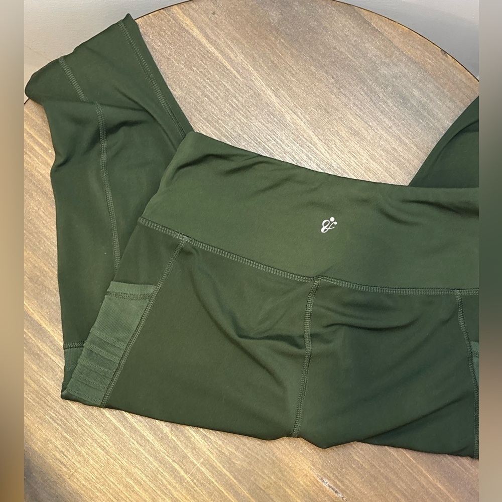 A Core Moto Green Athletic Leggings Size M - Picture 4 of 10